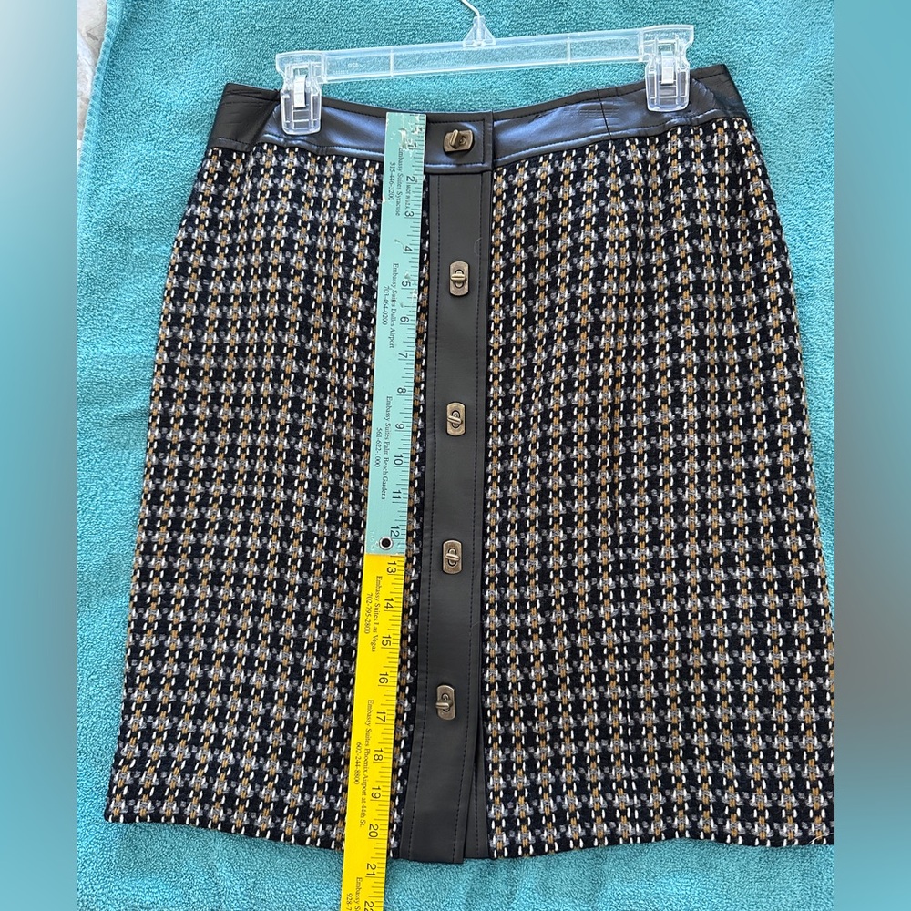 Talbots Classic Black and Tan Button-Front Skirt